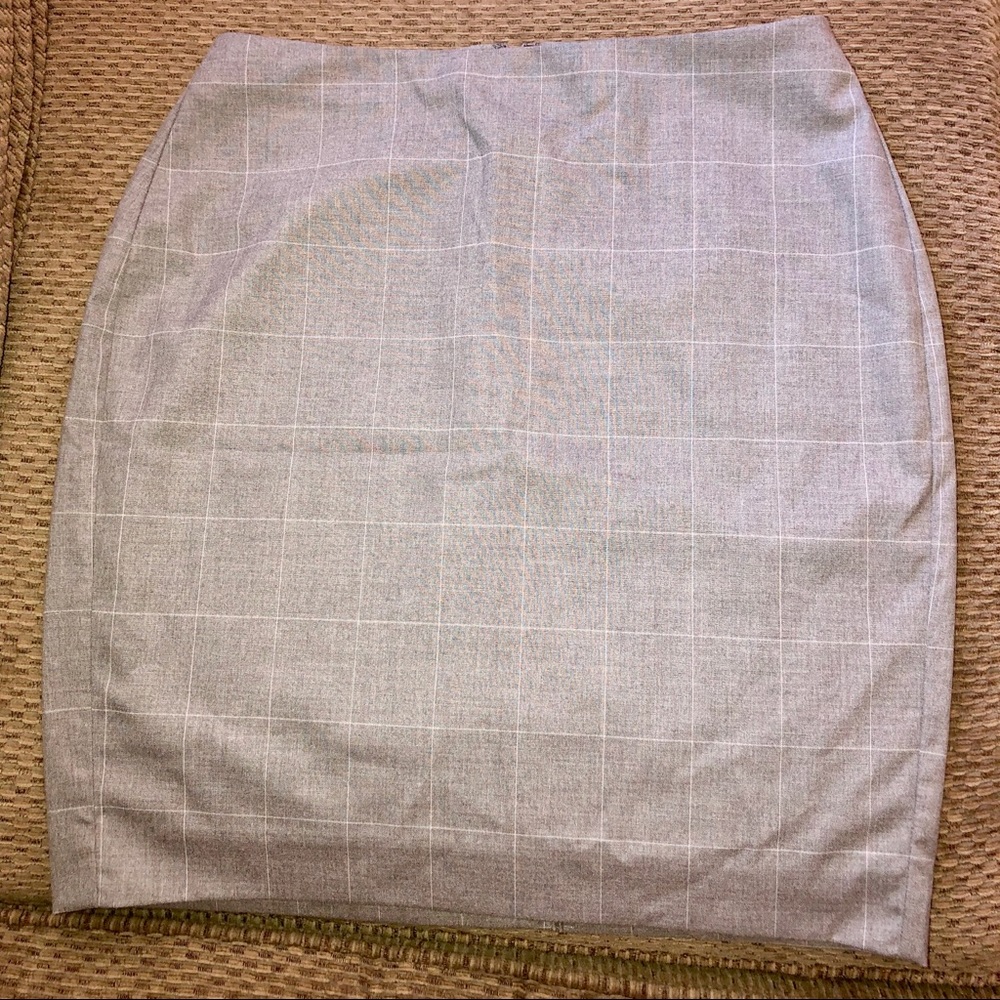 Banana Republic Grey Dressy Skirt NWT